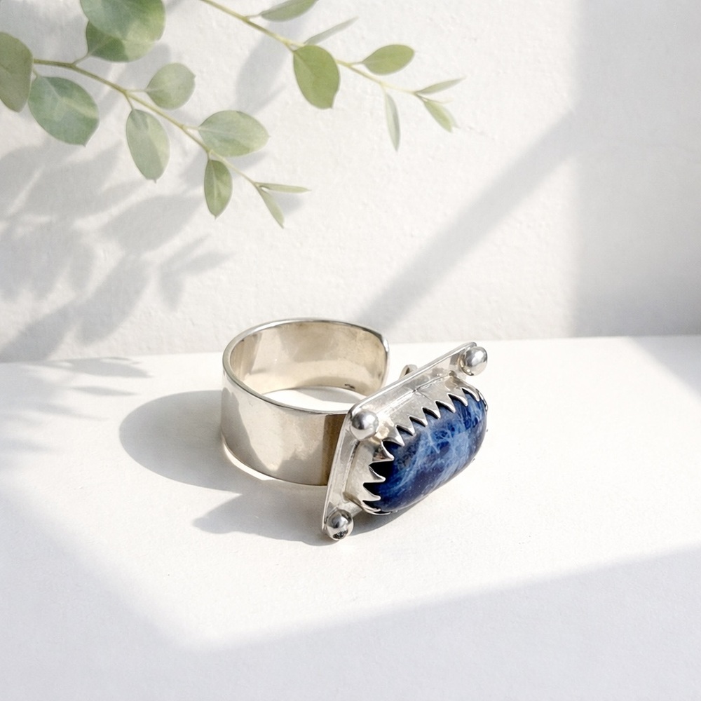 Sodalite Ring - Picture 3 of 13